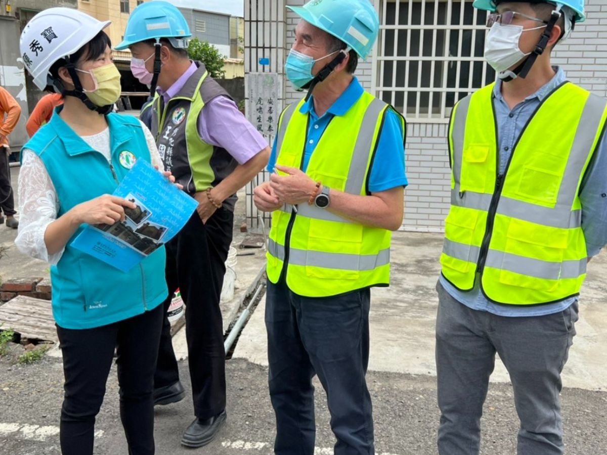 本處謝處長錫熊與陳委員秀寶等民意代表於06月15日至伸港地區關心管線汰換工程