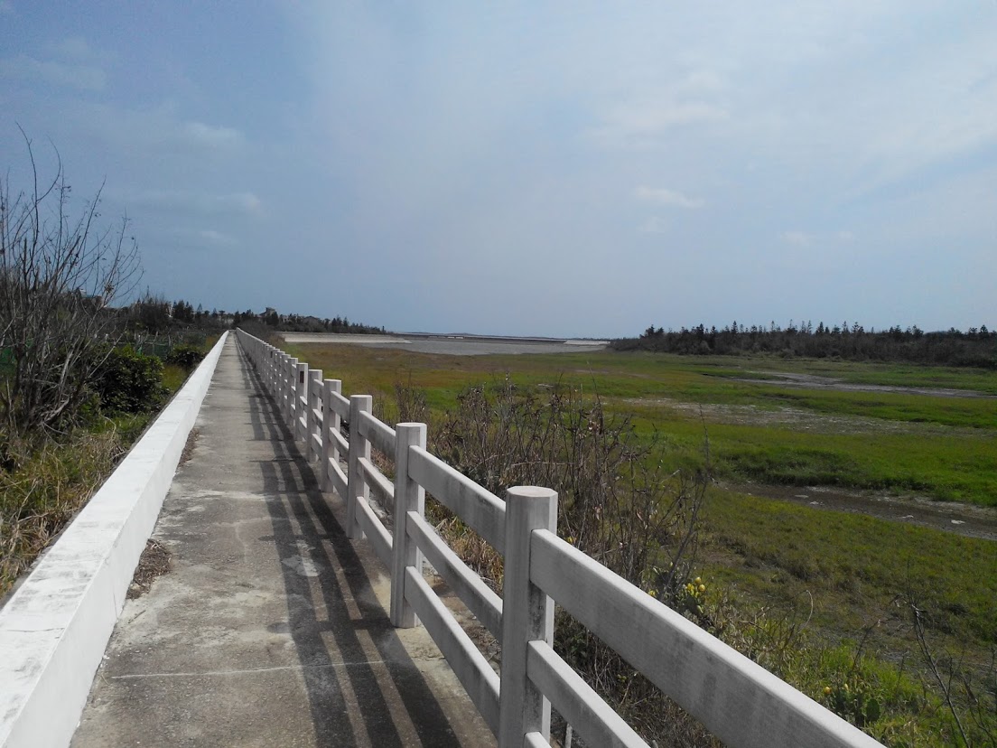 台灣自來水公司成功水庫水壩實景