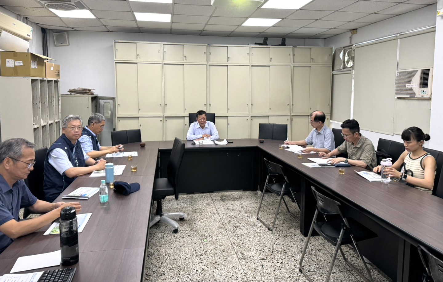 四區處向董事長說明小水力發電概況