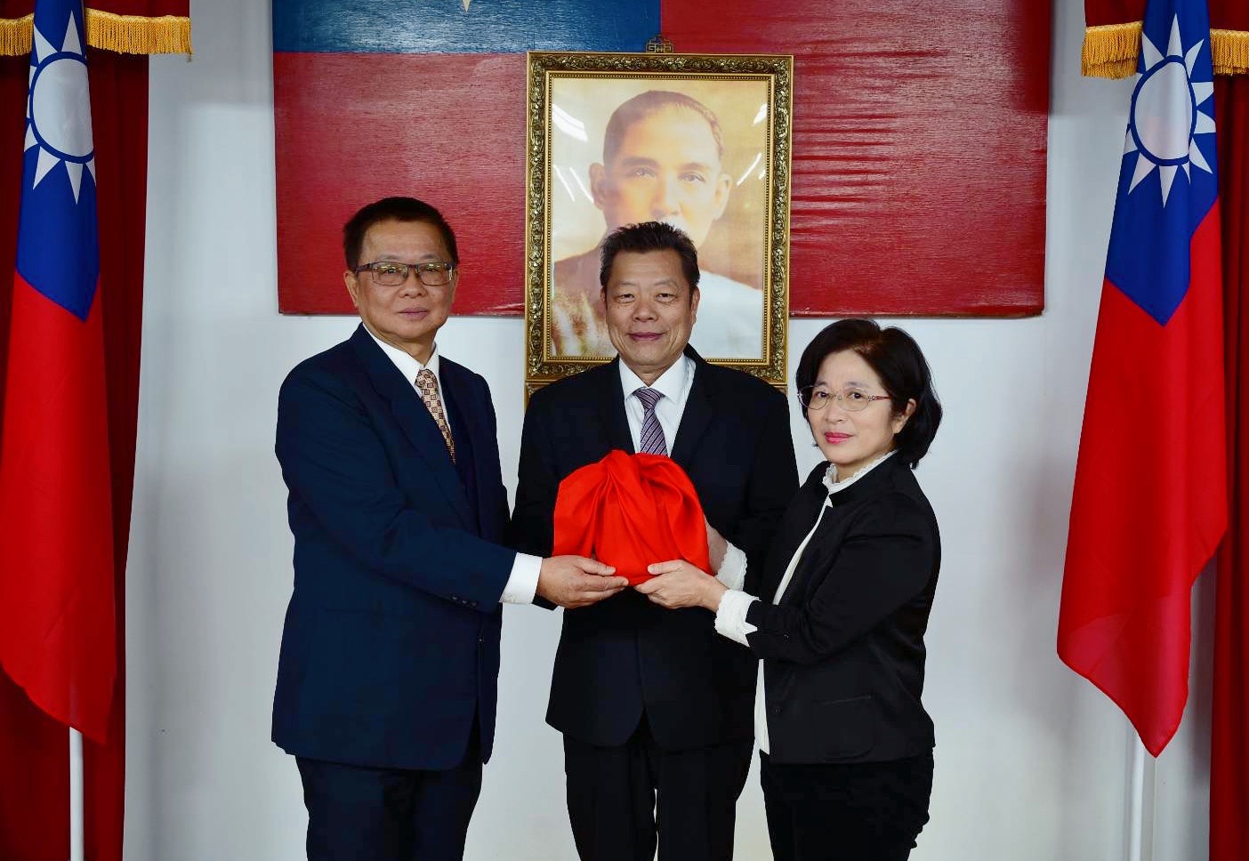 一區處長交接印信