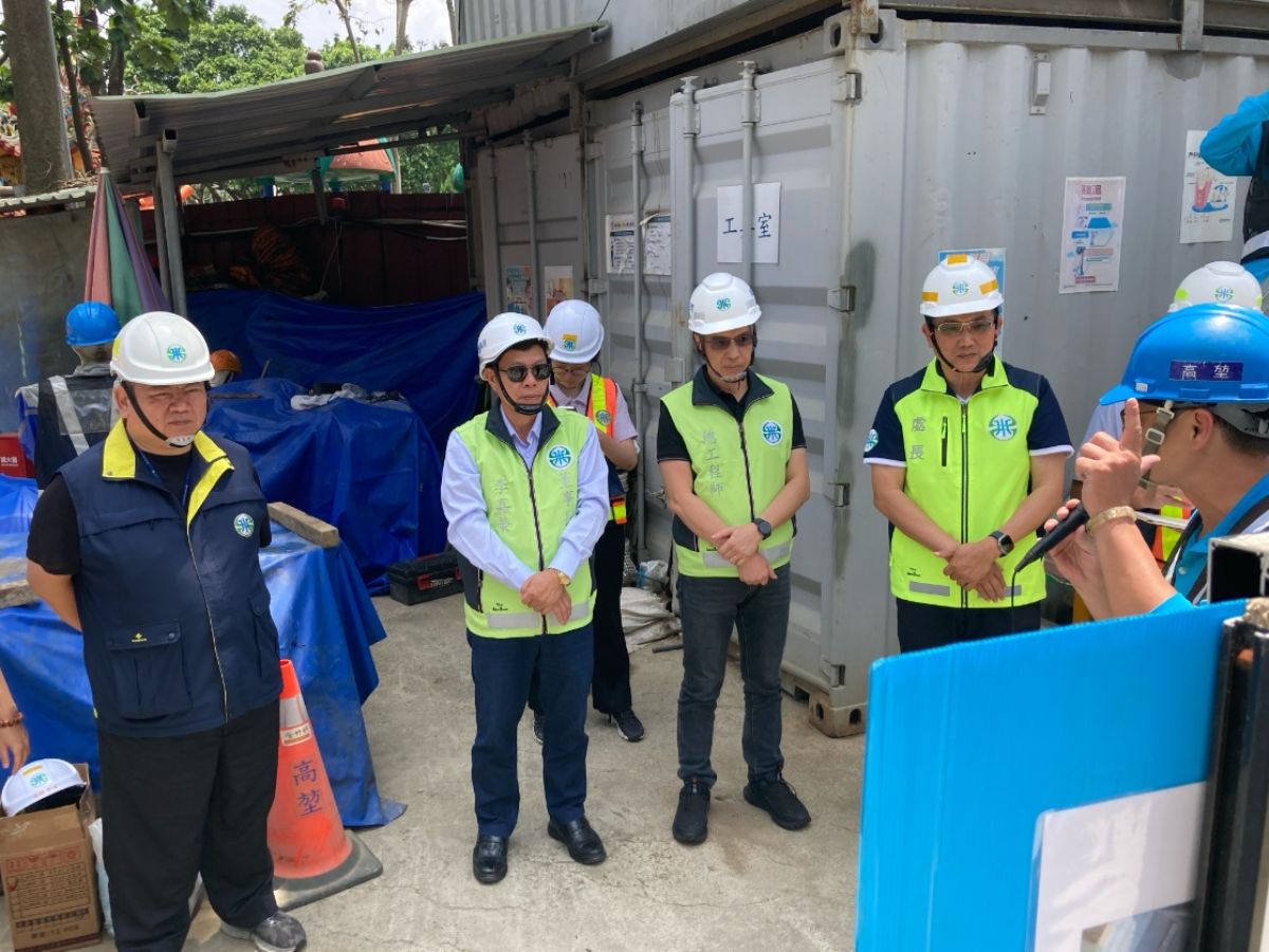 董事長視察北區工程處「大湳系統送龜山林口複線工程-管(三)」施工情形並慰勉同仁辛勞