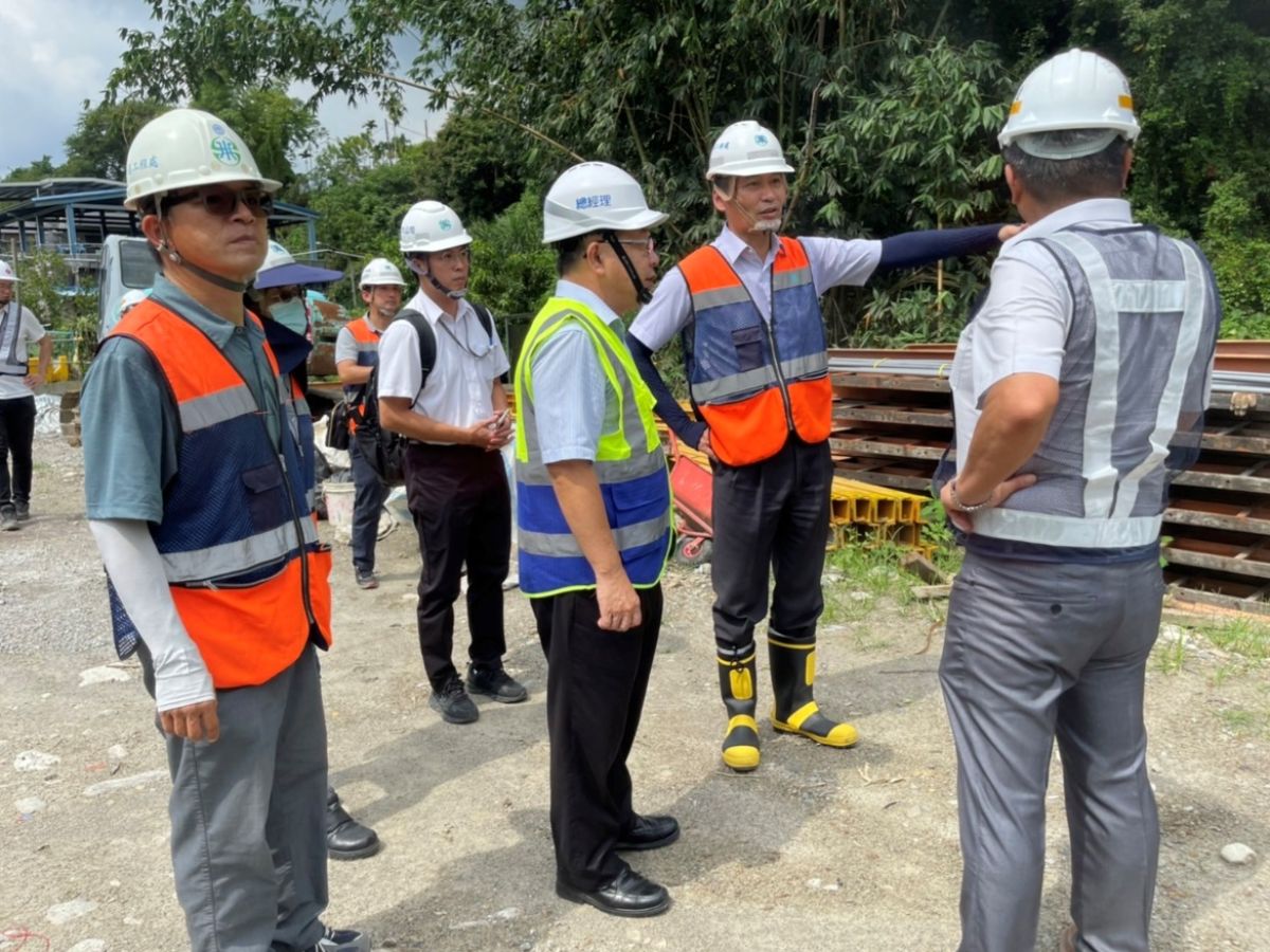 陳副處長報告施工進度