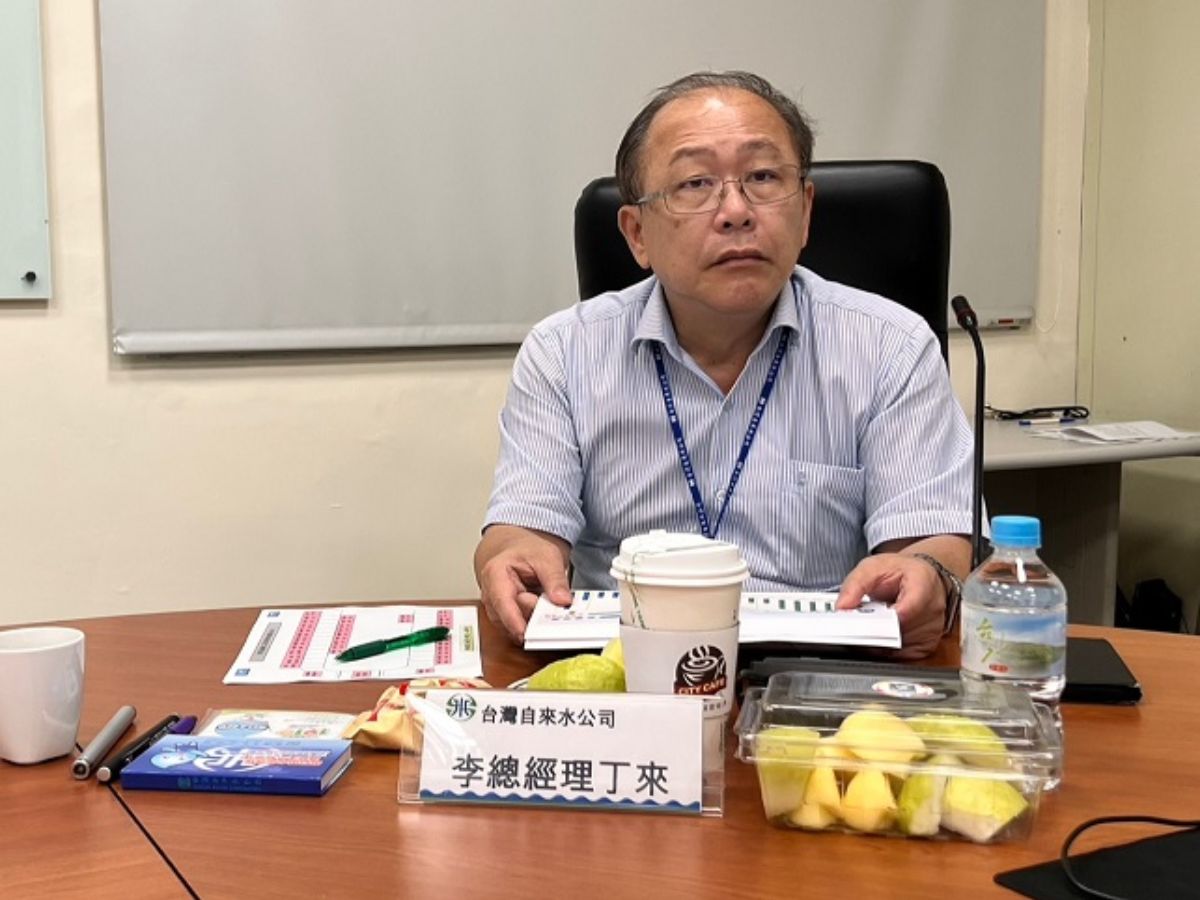 總經理聽取業務簡報