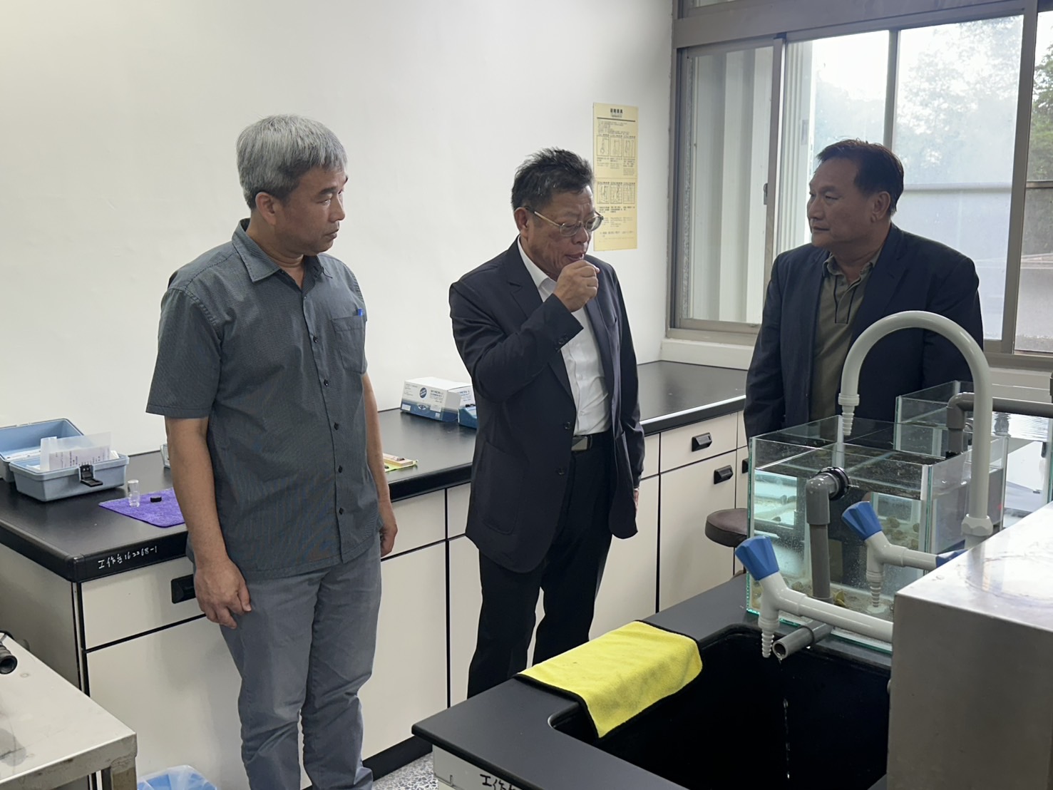 董事長瞭解水質檢驗情形