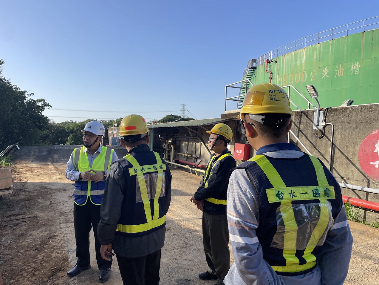 總經理視察施工現場