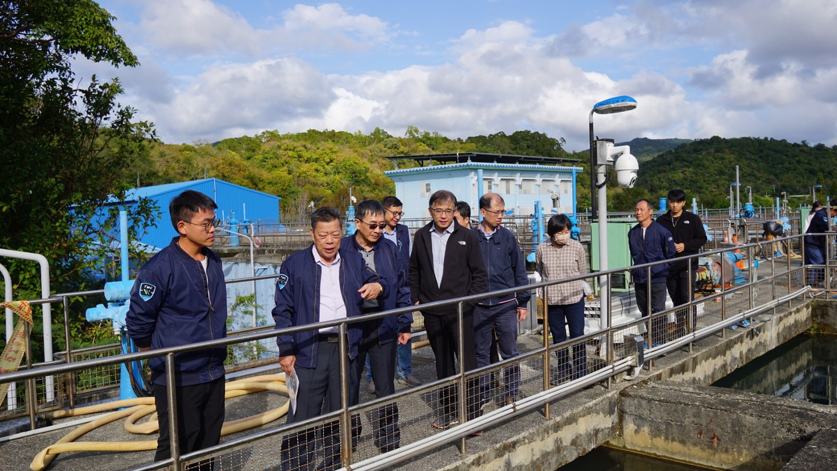 董事長視察牡丹廠供水設施