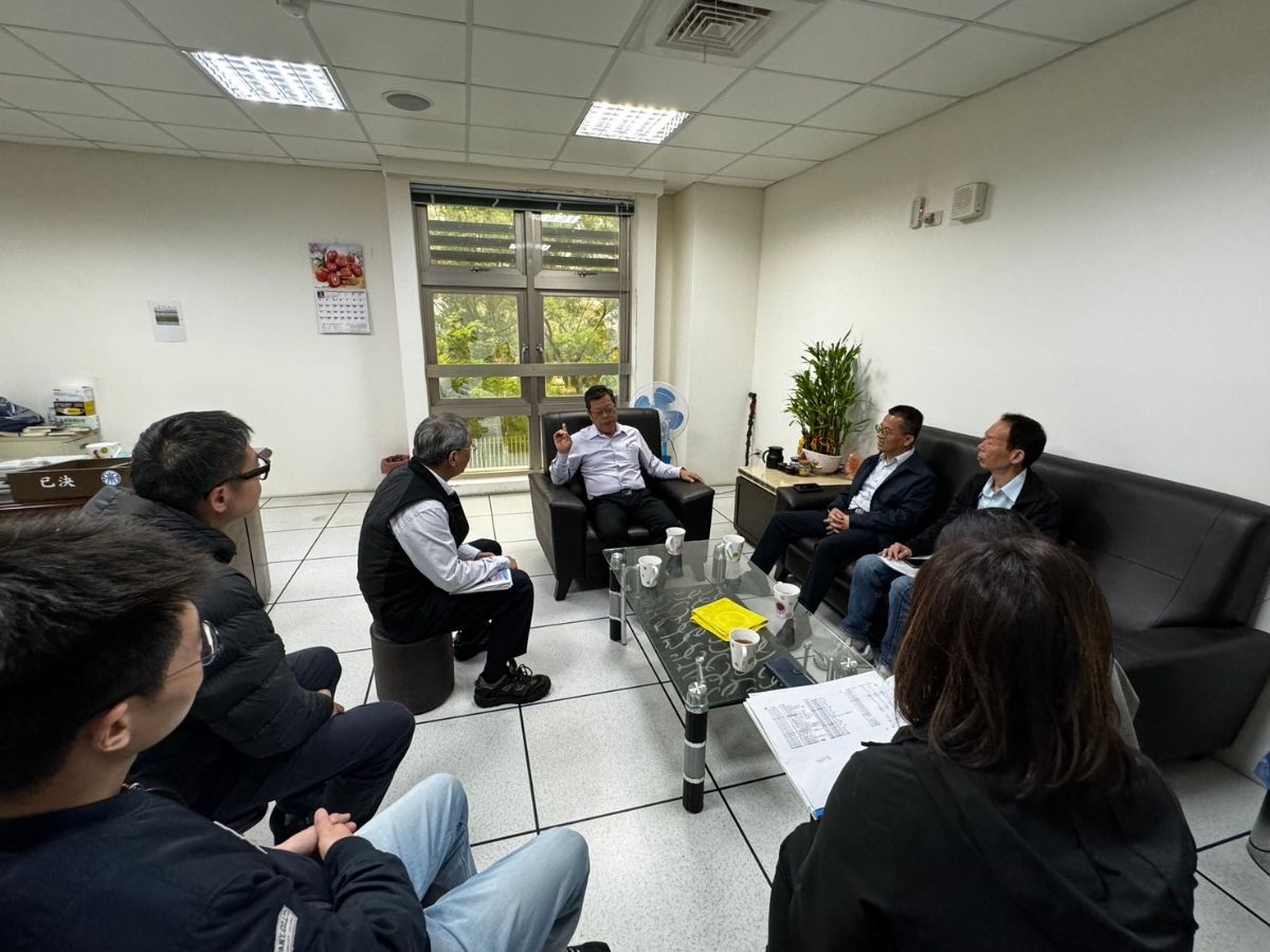 董事長視察龍潭給水廠