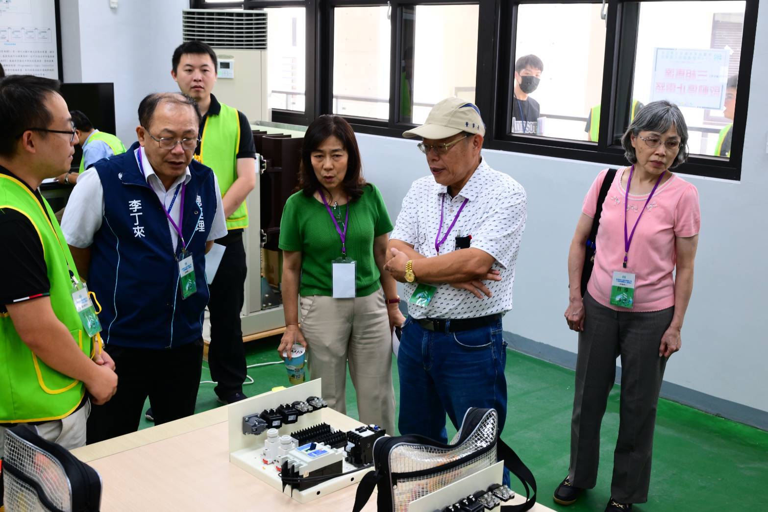 董事長及總經理巡視實務操作測驗場地
