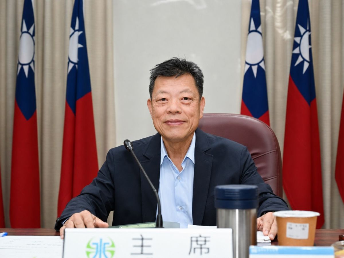 董事長主持第22屆第12次董事會