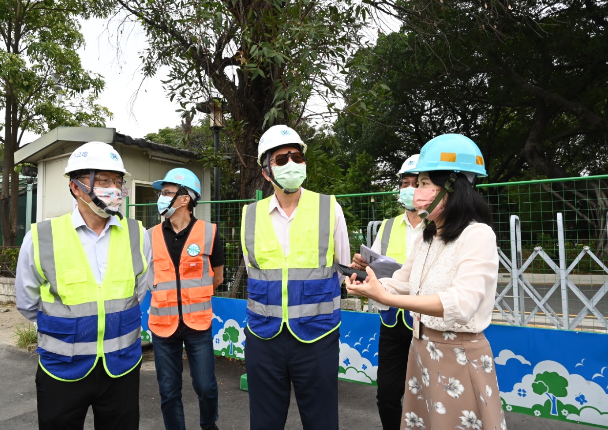 行政處張副處長報告樹木遷移情形