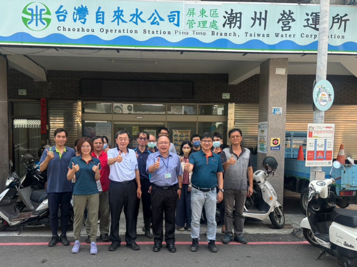 總經理視察潮州營運所與同仁合影