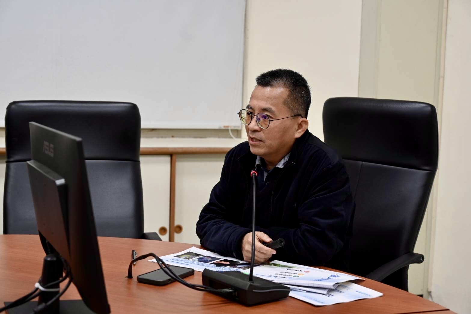 二區處徐處長簡報春節供水整備情形