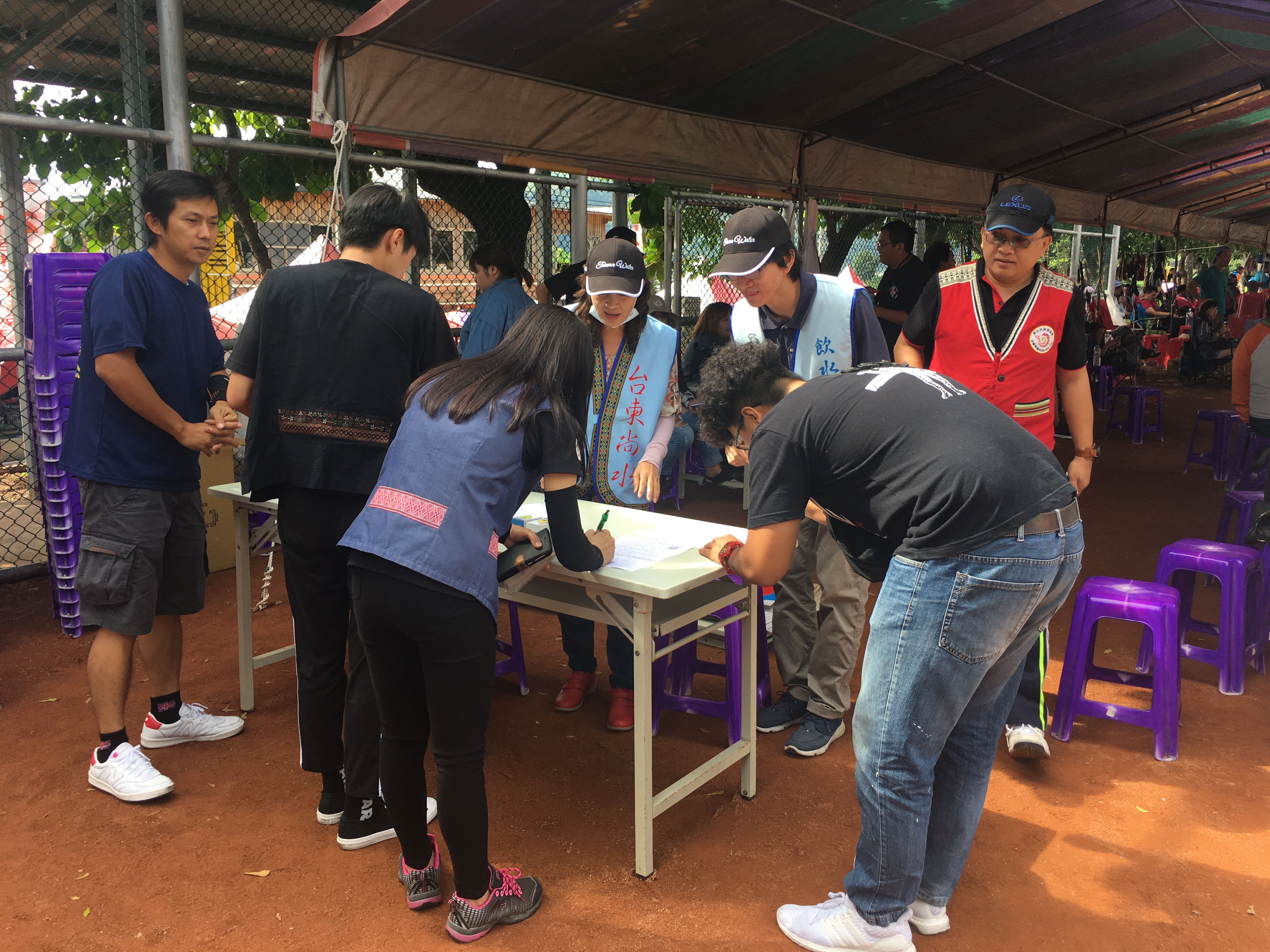 本處太麻里營運所配合「花季記者會暨鄉長盃-花現神射手活動」推廣粉絲團及宣導節約用水