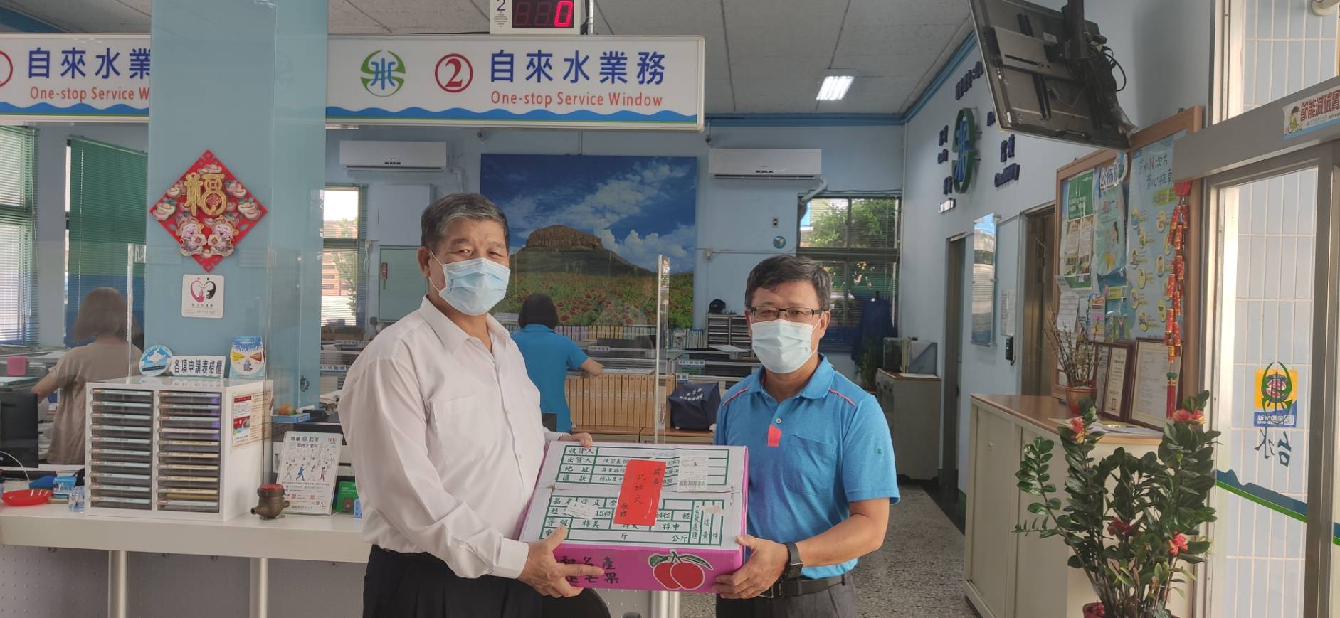 本處支援台水兄弟區處三區(苗栗)、四區(台中)及五區(嘉義)水車，齊力抗旱！