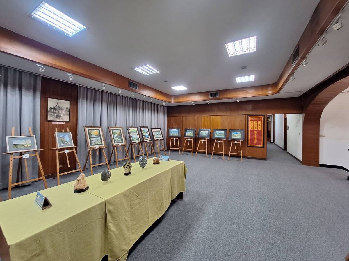 113.5.15台東師專70丙楊見成和陳忠本和莊慶芳聯合書畫展覽展3.jpg