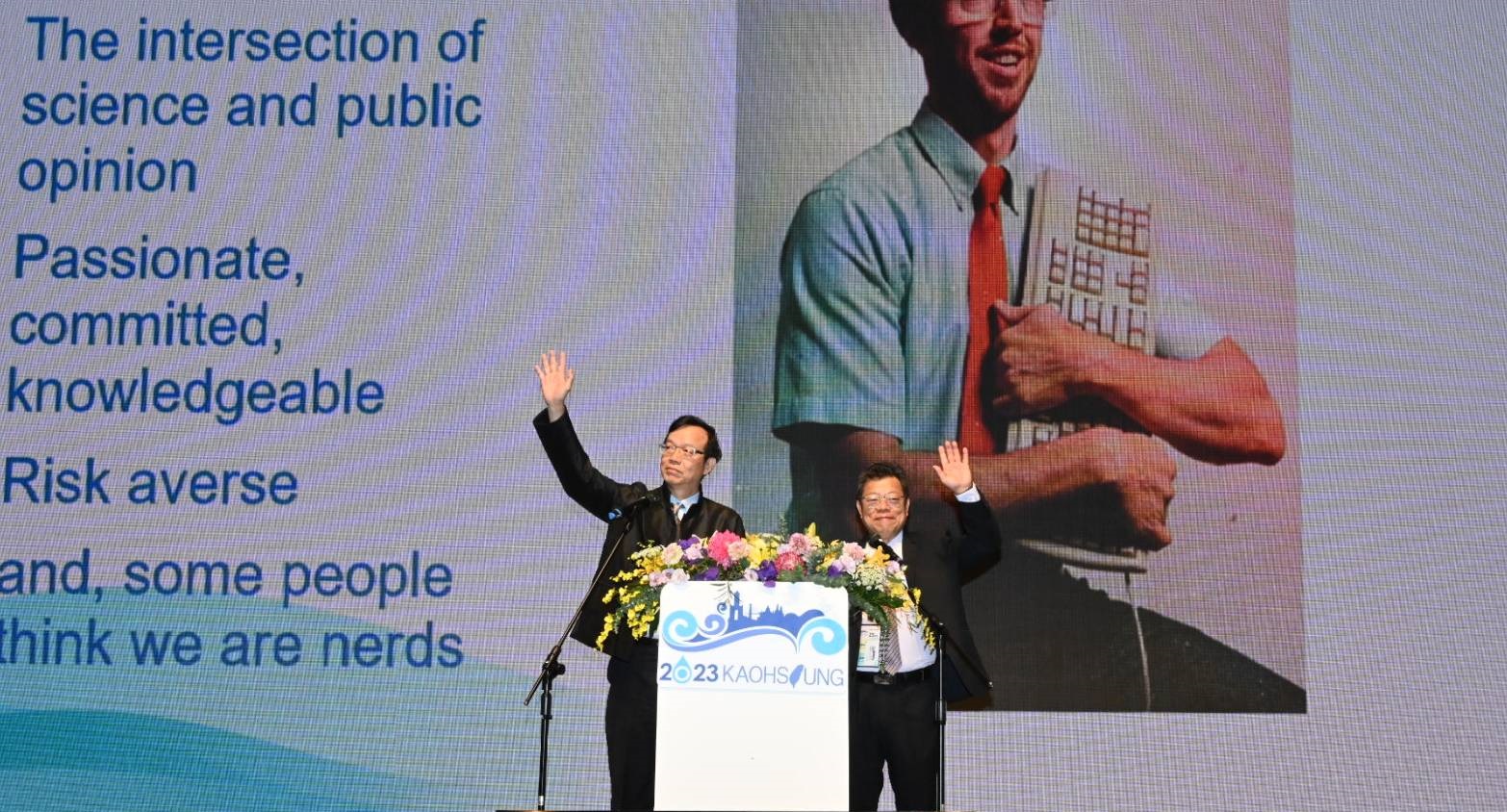 台水董事長李嘉榮與成功大學教授林財富共同主持開幕典禮