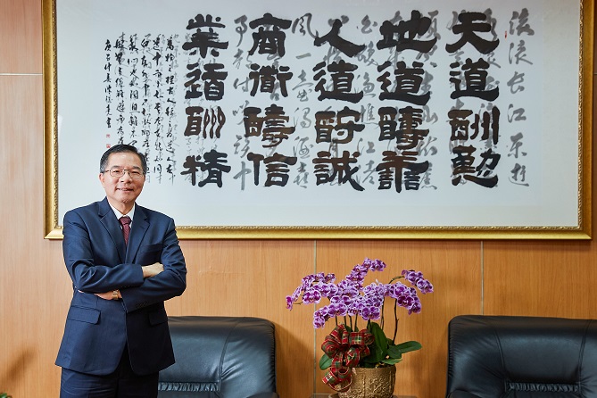 董事長 胡南澤