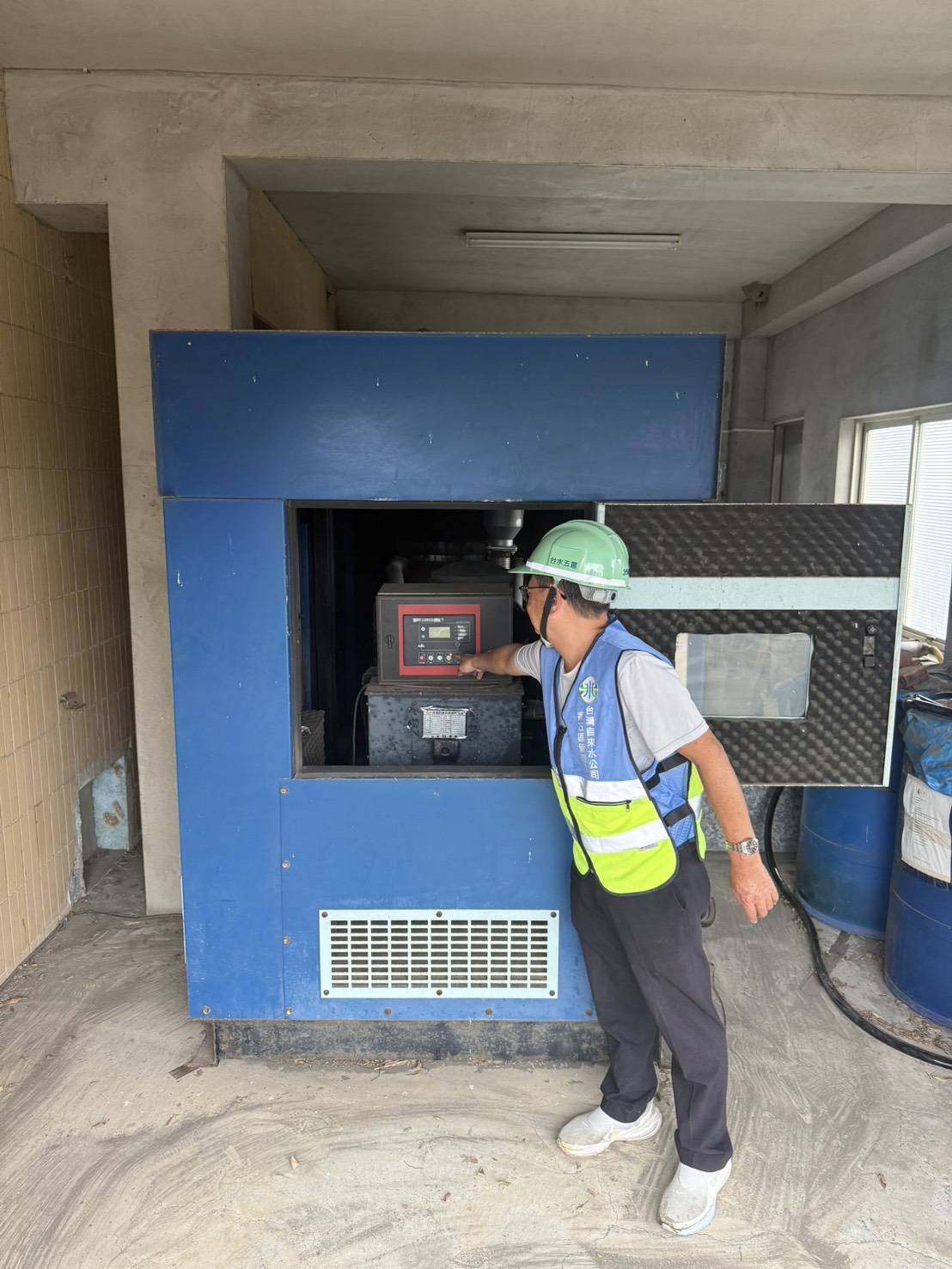 薔琵颱風來擊 啟動19台備用發電機 避免因停電而使27.7萬戶民眾受停水之苦