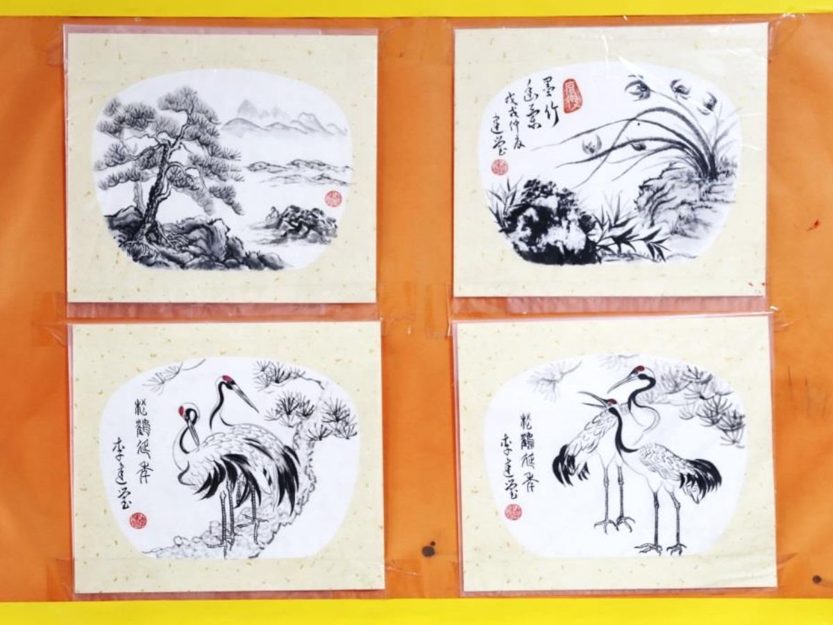 書畫家李建瑩水墨畫作品蒲扇扇面4幅松、墨竹、幽蘭、松鶴.jpg