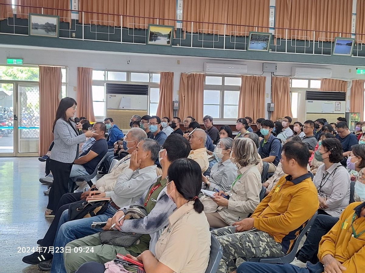 113.7.23-113年7月員工既志工教育訓練-樹木健檢與風險管理-吳孟玲副所長1.jpg