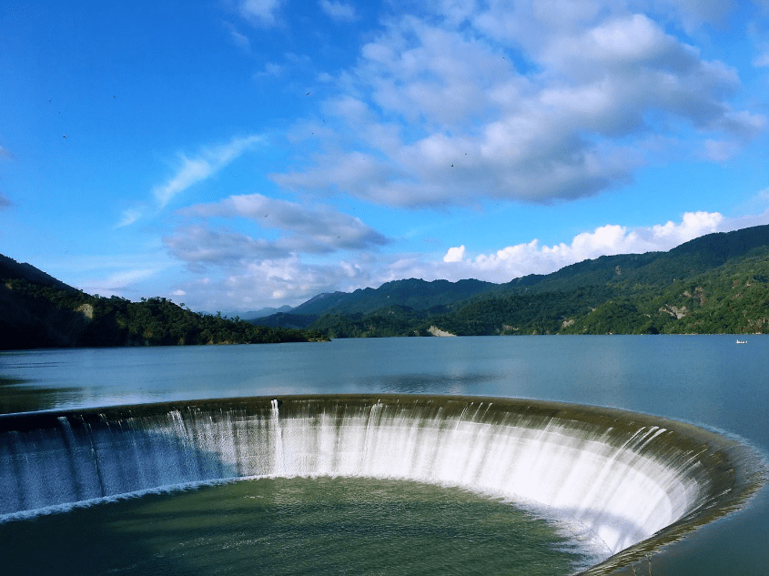 南化水庫溢流.png