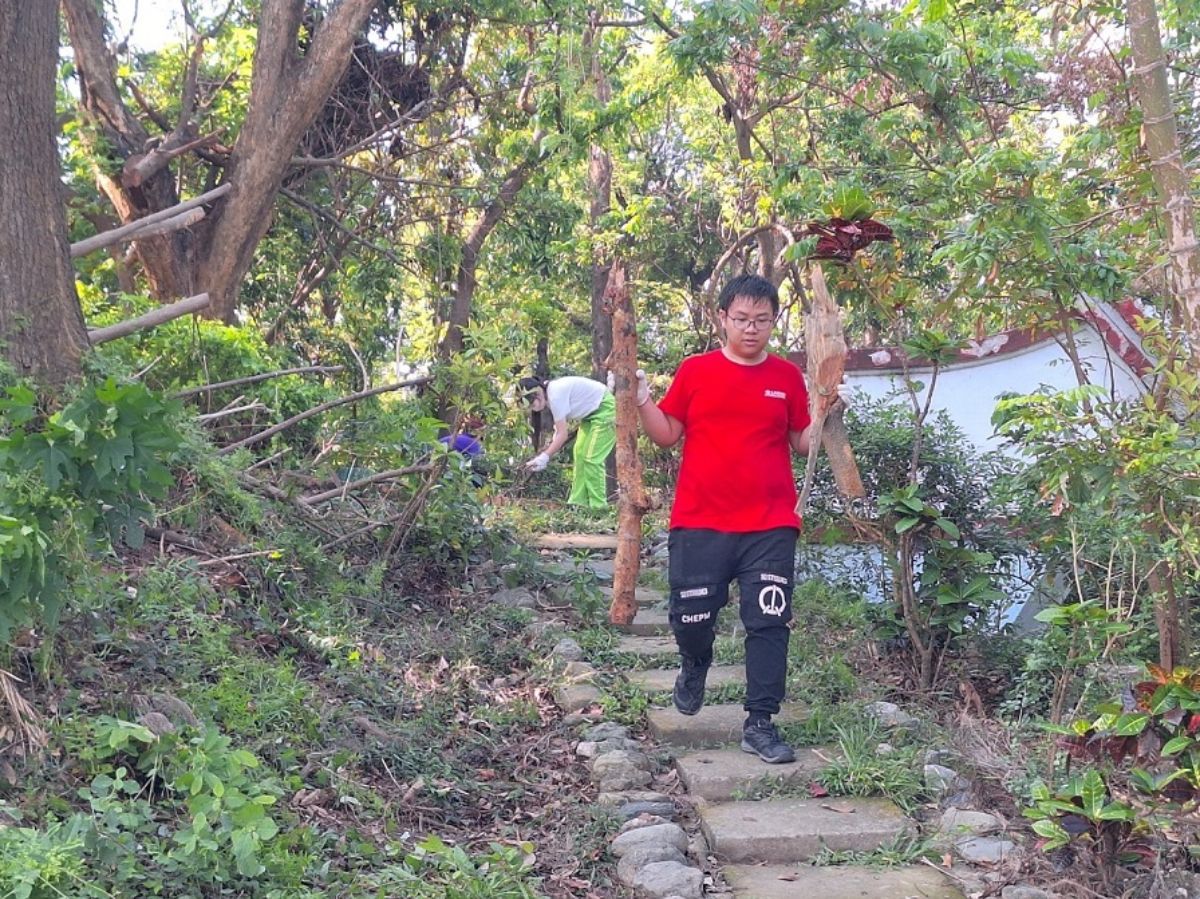 113.11.3-和春文教基金會青年志工活動-山陀兒風災環境整理4.jpg