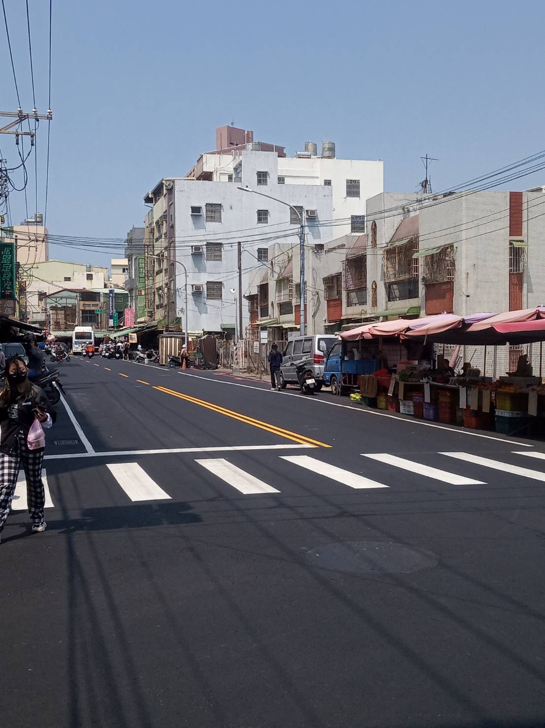 管線汰換完成，路面重新刨鋪，提昇道路品質。
