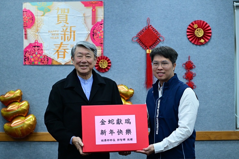 郭智輝部長慰勉同仁辛勞.jpg