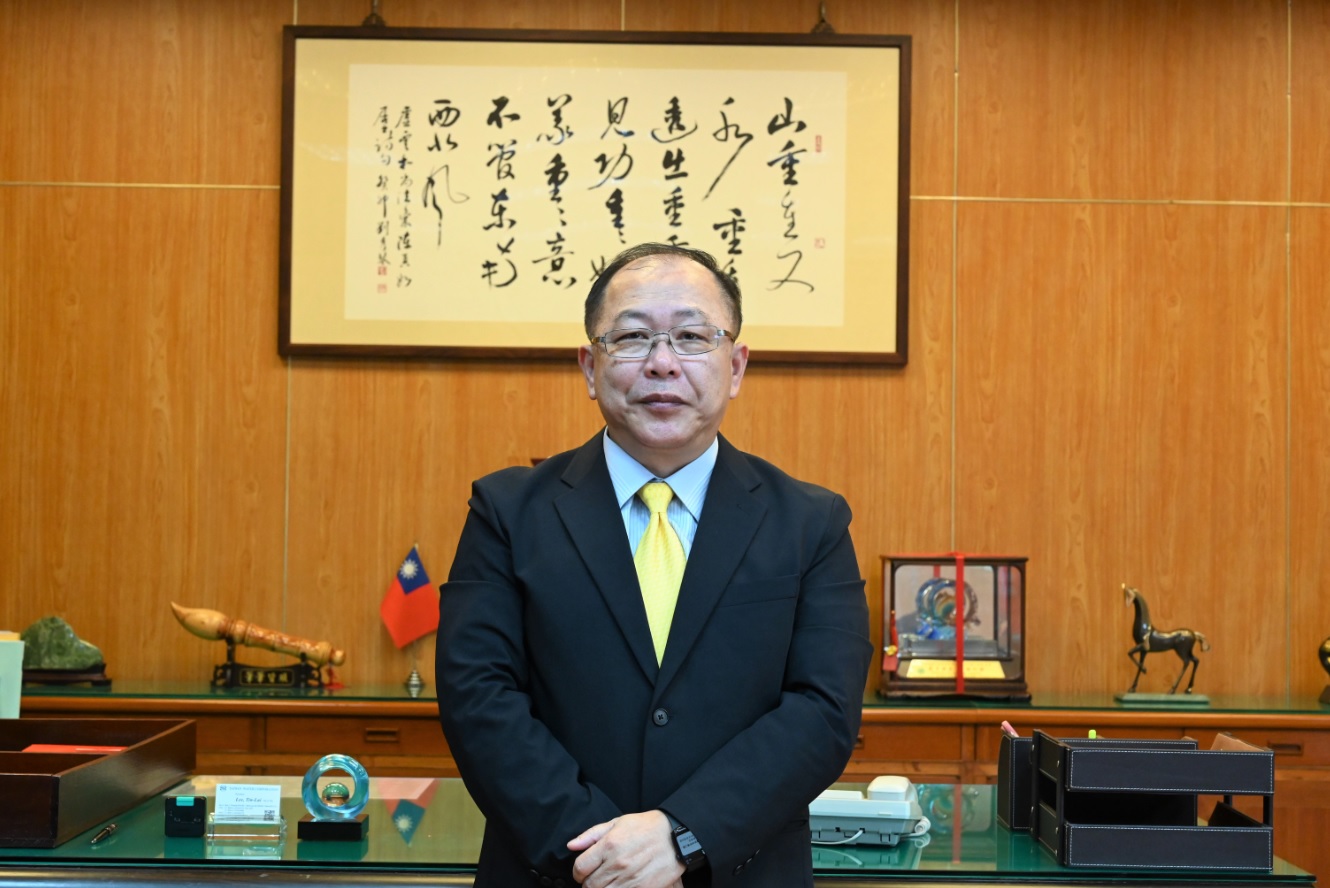總經理.jpg