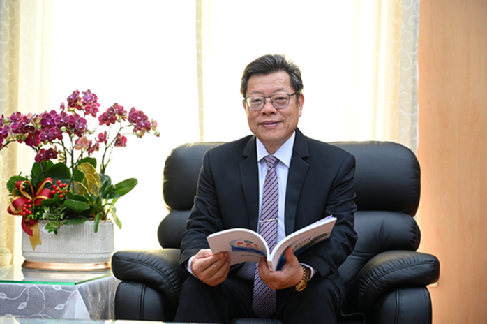 董事長 李嘉榮