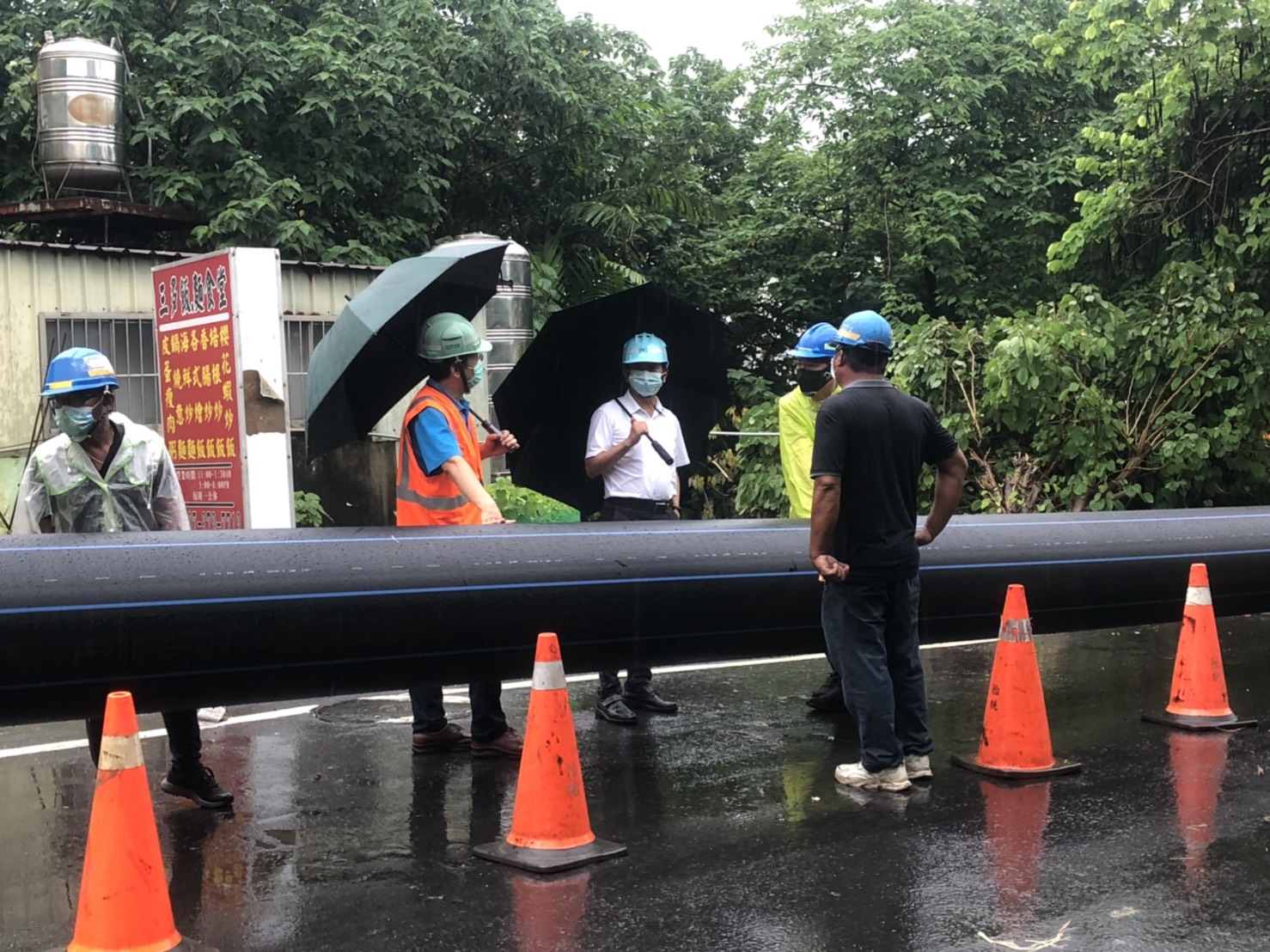 處長視察仁武區八德一路管線潛鑽工程