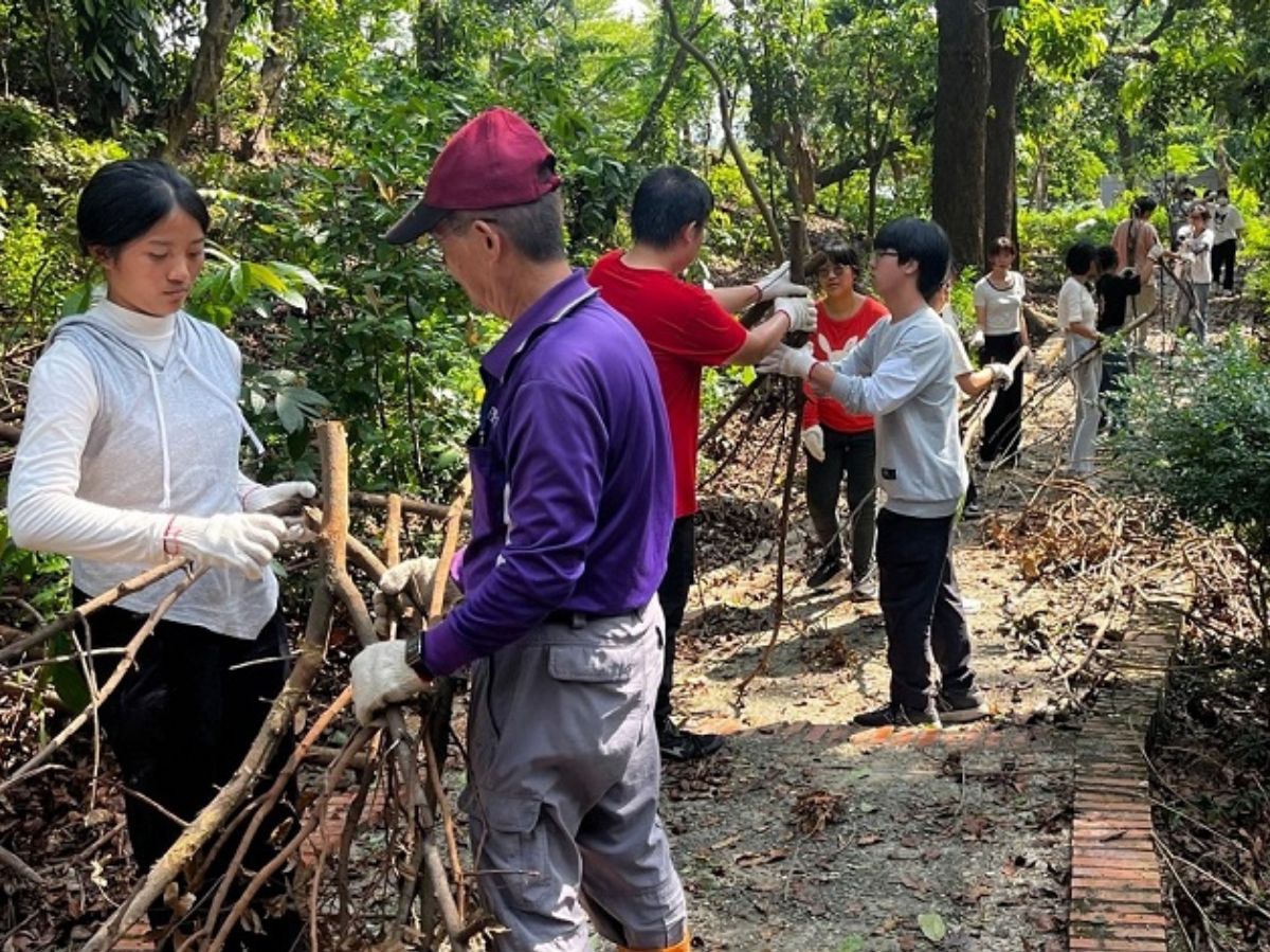 113.11.3-和春文教基金會青年志工活動-山陀兒風災環境整理3.jpg
